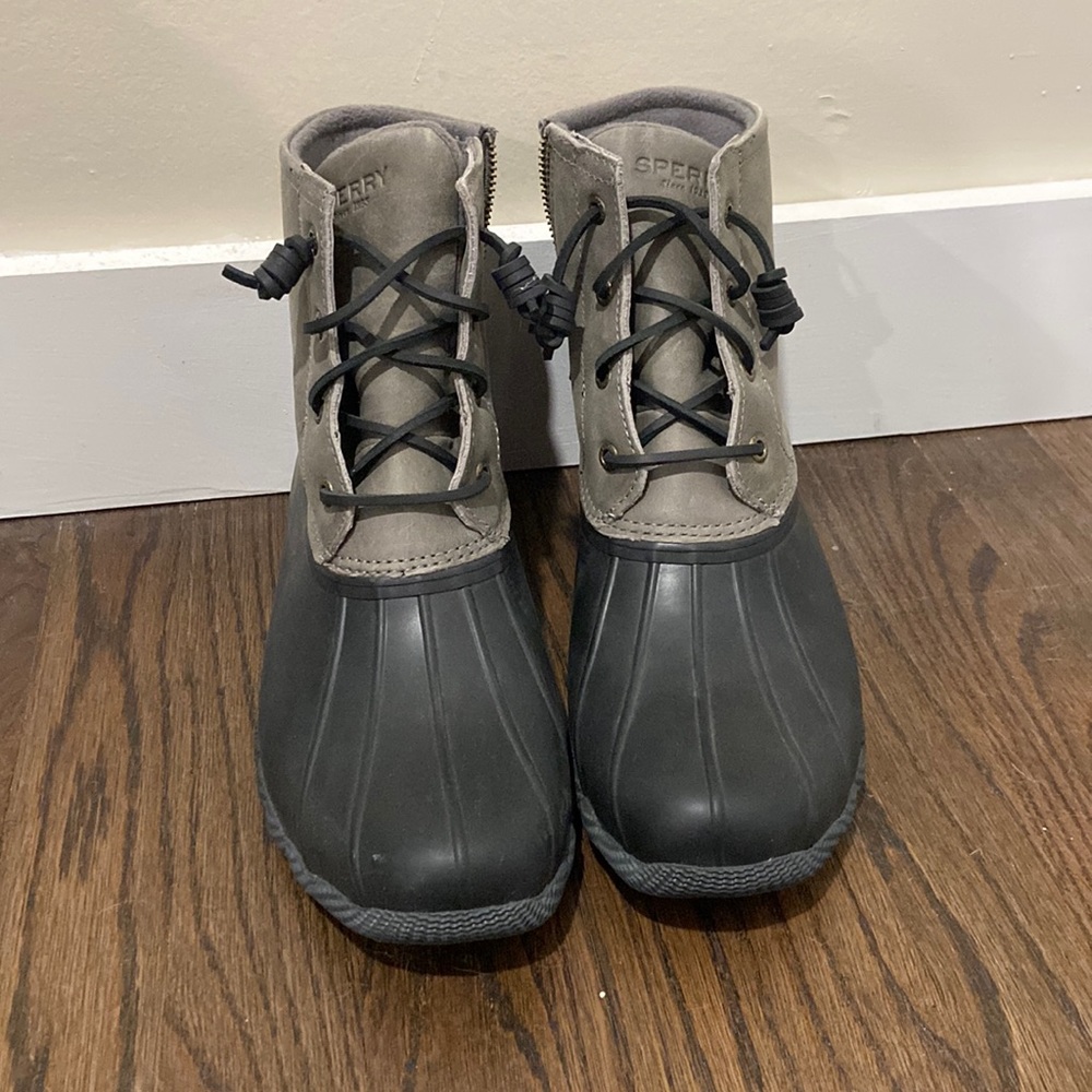 Sperry boots size 10